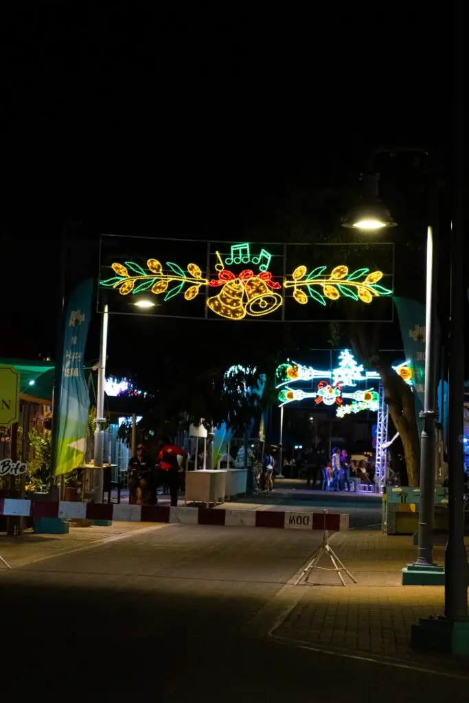Light installations over the street in San Nicolas at the Aruba Christmas Fair 2024