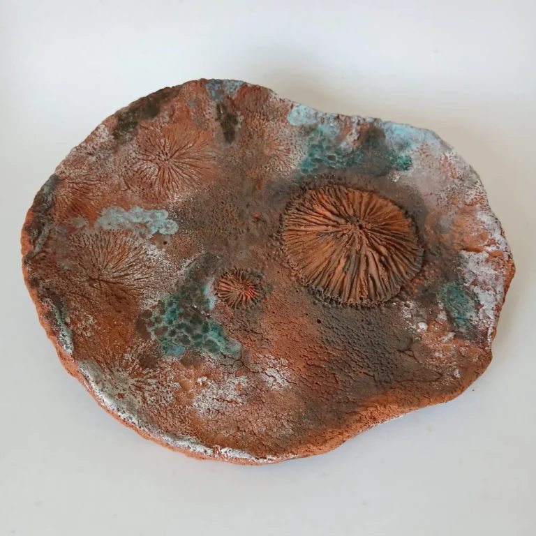 Platter by Helena Hoes – ceramic, Traces of Life in TerraBlue